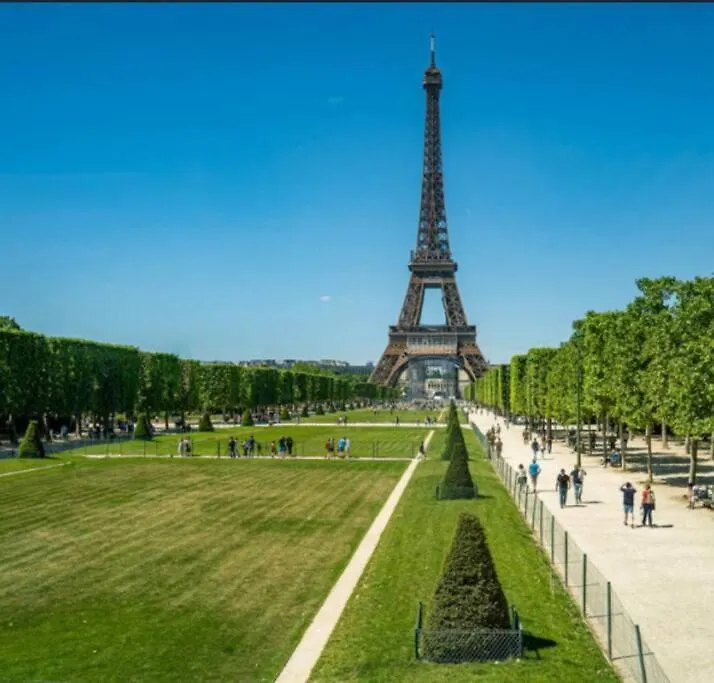 Cosy Flat / Tour Eiffel Area Apartment Paris
